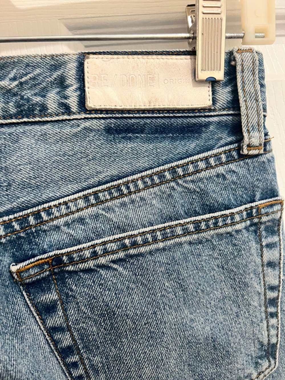 Re/Done Highrise Stovepipe Jeans in Bright Indigo - Size 24 - Picture 5 of 7